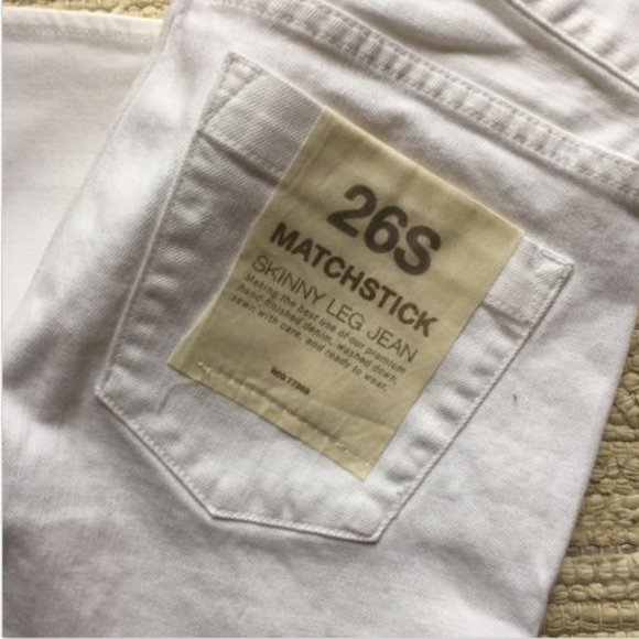J. Crew Denim - J. CREW NWT White Matchstick skinny jeans size 26S